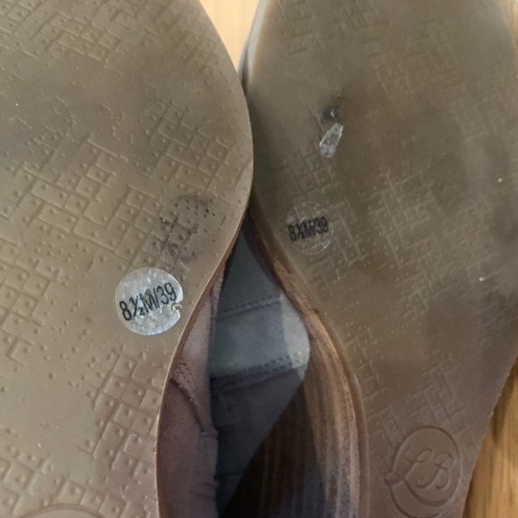 Lucky Brand Women's Yabba Wedge Bootie Light Gray Suede Ankle, size 8.5 - Picture 12 of 14